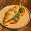 Croissant com Salmão